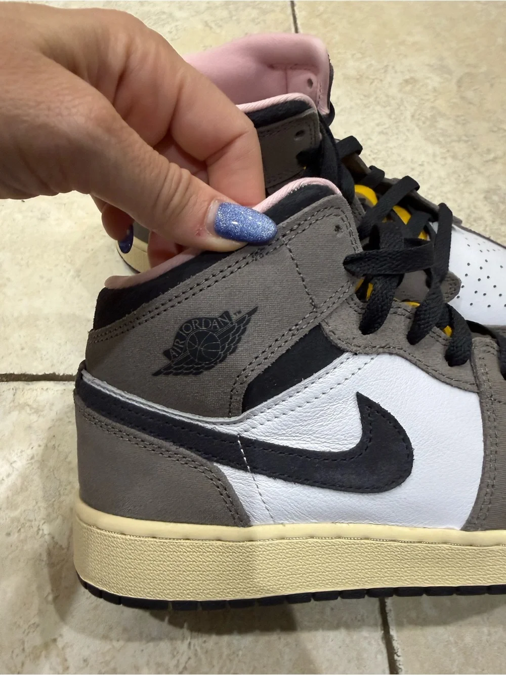 BRAND NEW! (No box) Nike Jordan Kids High-Top Sneakers in Gray, White & pink